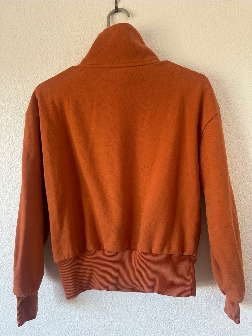 Rust 1/4 zip pullover! - Picture 2 of 6